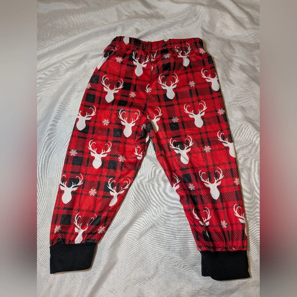 Christmas/Holiday Reindeer Flannel Pattern Pajama Pants Size 9-12 Months‎